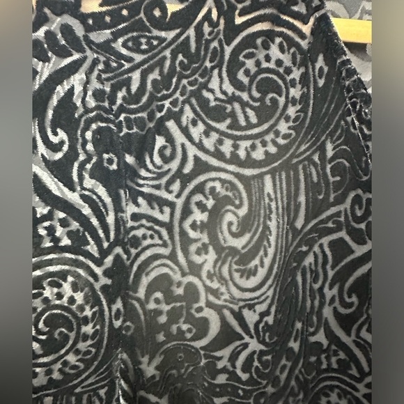 INC International Concepts Black Silk Velvet Burnout Tunic Top Sz 18 - Picture 2 of 9